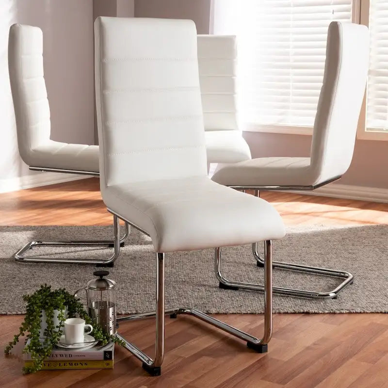 Set di 4 sedie da pranzo in similpelle Mid-Century Modern, gambe cromate