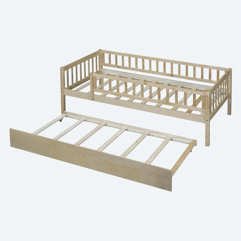Letto a giorno in legno di dimensioni singole con letto estraibile e sponde di protezione a staccionata